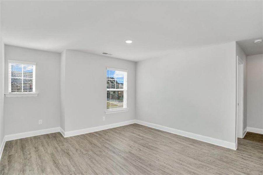 Spacious, unfurnished interior of a new home in , Bonaire (Image 32).