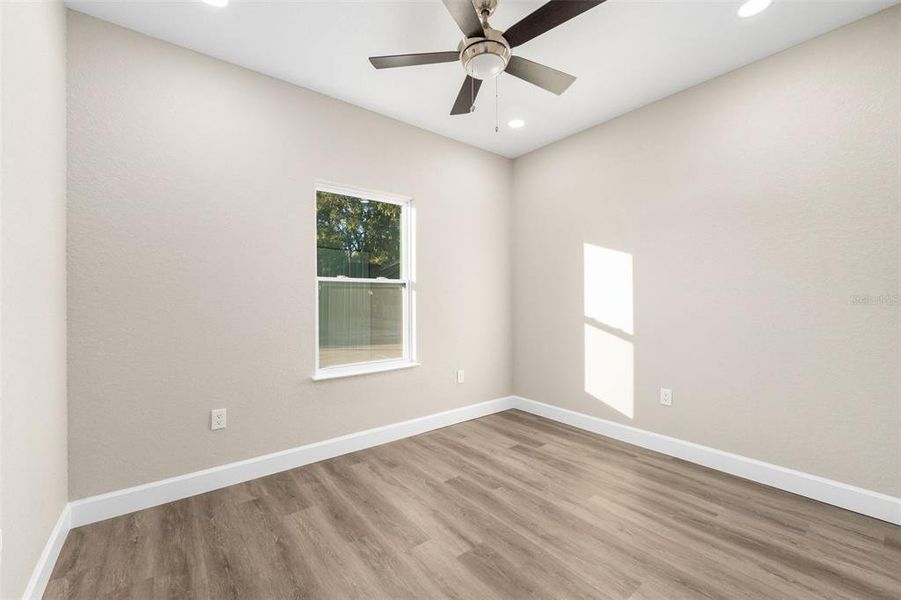 Spacious, unfurnished interior of a new home in , Gainesville (Image 23).