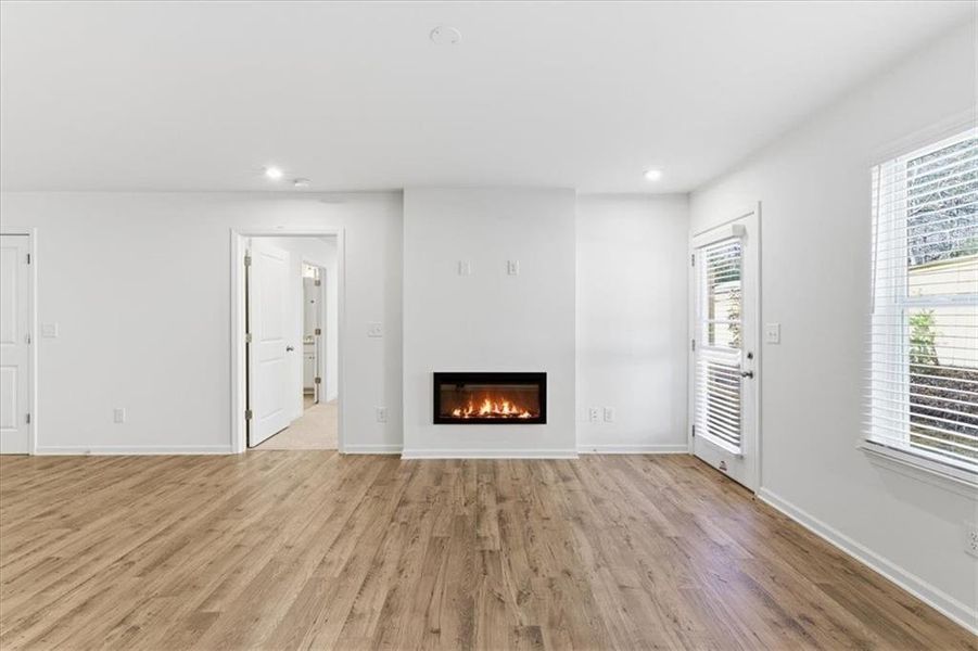 Spacious, unfurnished interior of a new home in Silver Leaf, Dawsonville (Image 15).