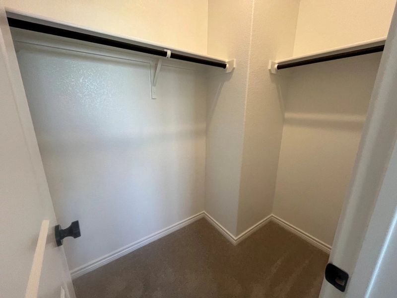 Spacious, unfurnished interior of a new home in Lariat, Liberty Hill (Image 21).