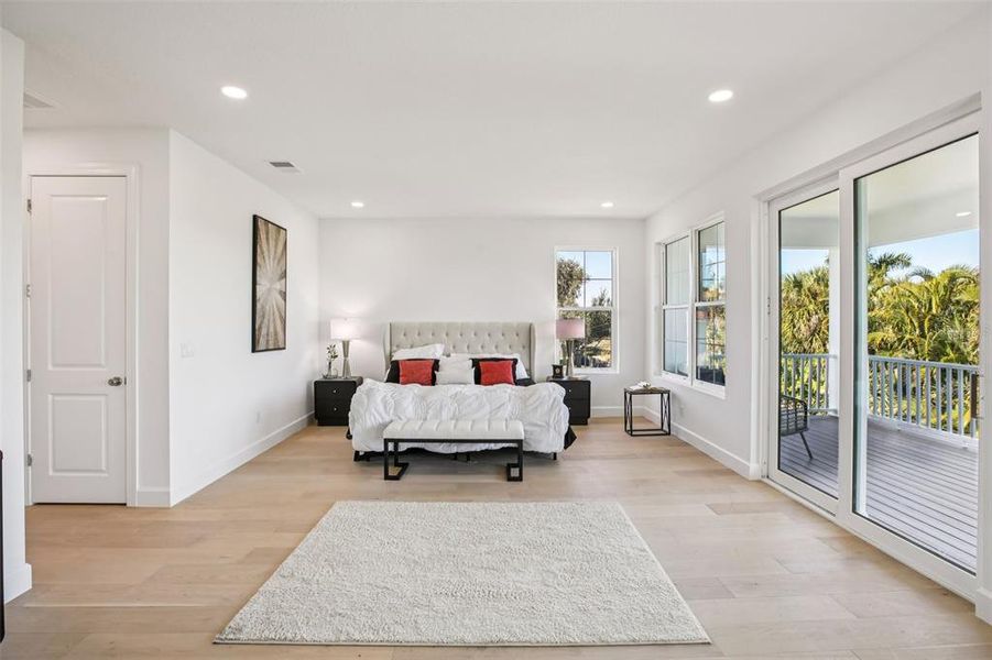 Furnished interior view inside a new home in , St. Petersburg (Image 47). Furnished interior view inside a new home in , St. Petersburg (Image 47).