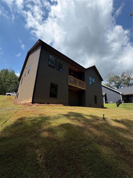 Exterior details and patio area of a home in , Buchanan (Image 3).