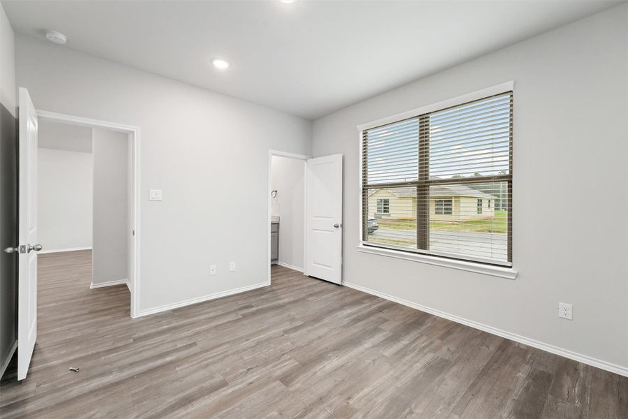 Spacious, unfurnished interior of a new home in , Lufkin (Image 22). Spacious, unfurnished interior of a new home in , Lufkin (Image 22).