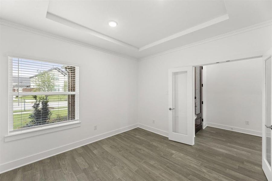 Spacious, unfurnished interior of a new home in Solterra, Mesquite (Image 31).
