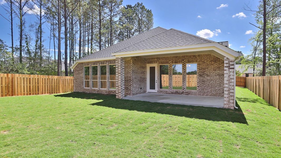 Exterior details and patio area of a home in Colton, Todd Mission (Image 3). Exterior details and patio area of a home in Colton, Todd Mission (Image 3).