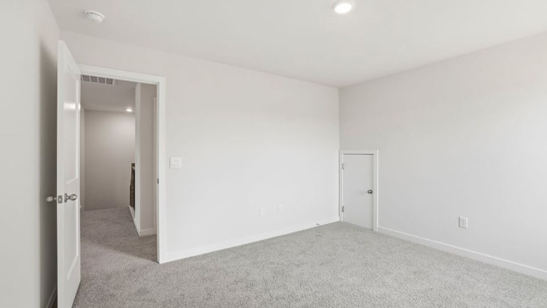 Spacious, unfurnished interior of a new home in Seven Oaks, Greenwood (Image 37). Spacious, unfurnished interior of a new home in Seven Oaks, Greenwood (Image 37).