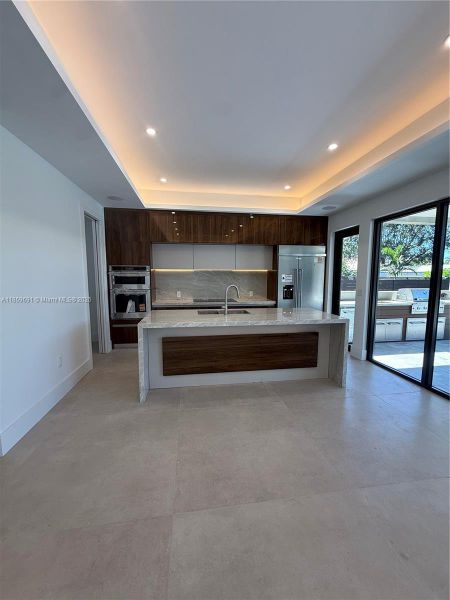 Image 83 of a home in .