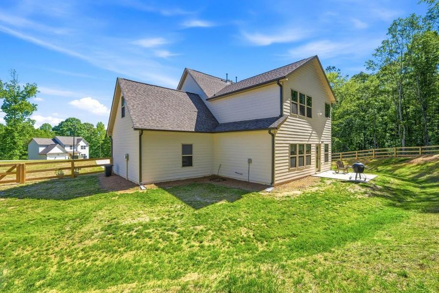 Exterior details and patio area of a home in , Villa Rica (Image 21).