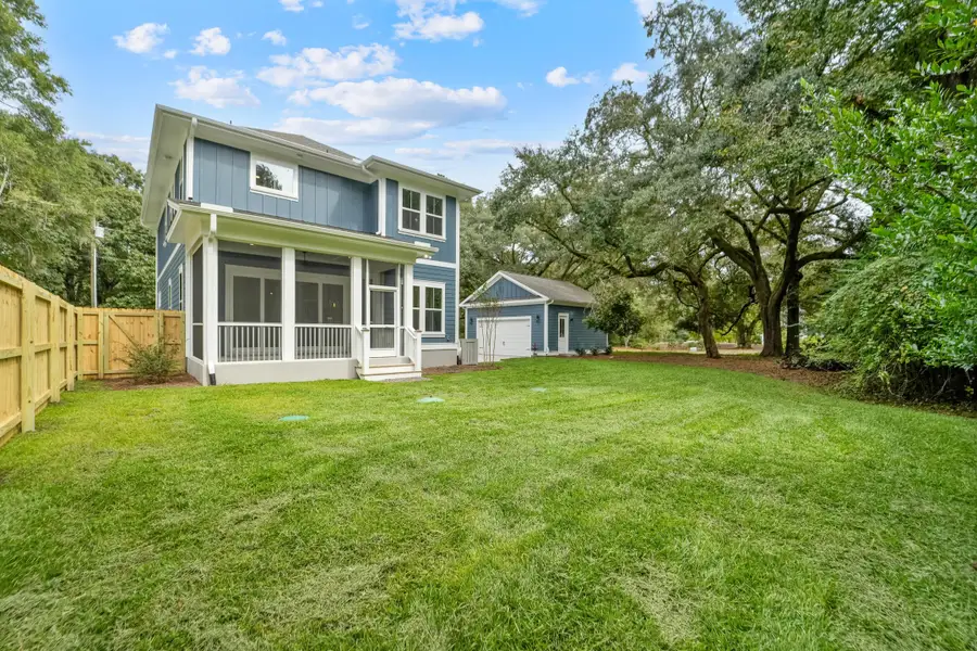 Exterior details and patio area of a home in , Johns Island (Image 4).