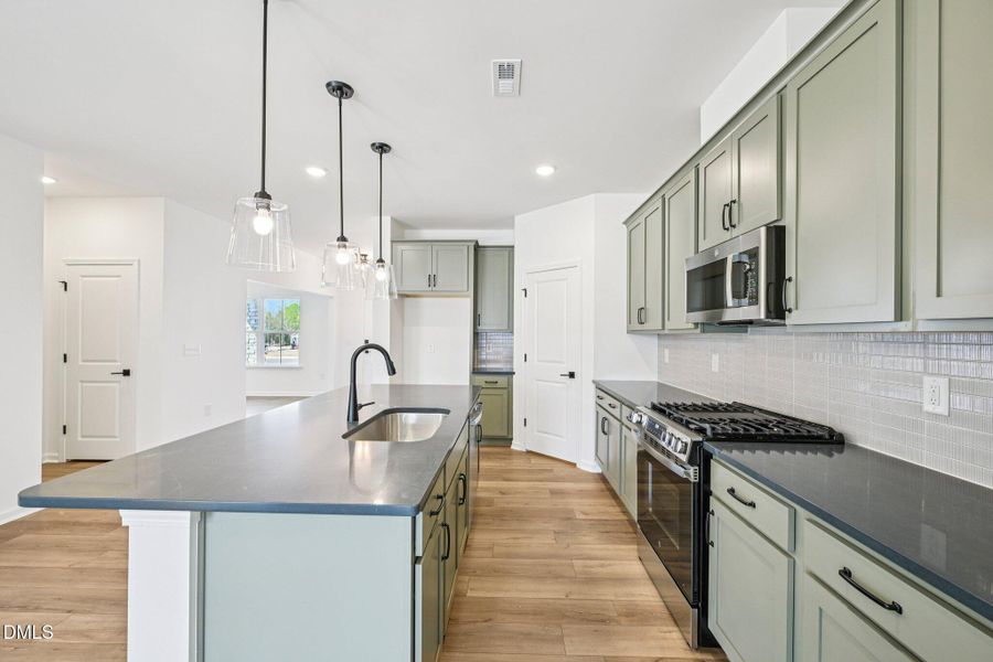 17-web-or-mls-N Stone Ml Trl-S2803-017