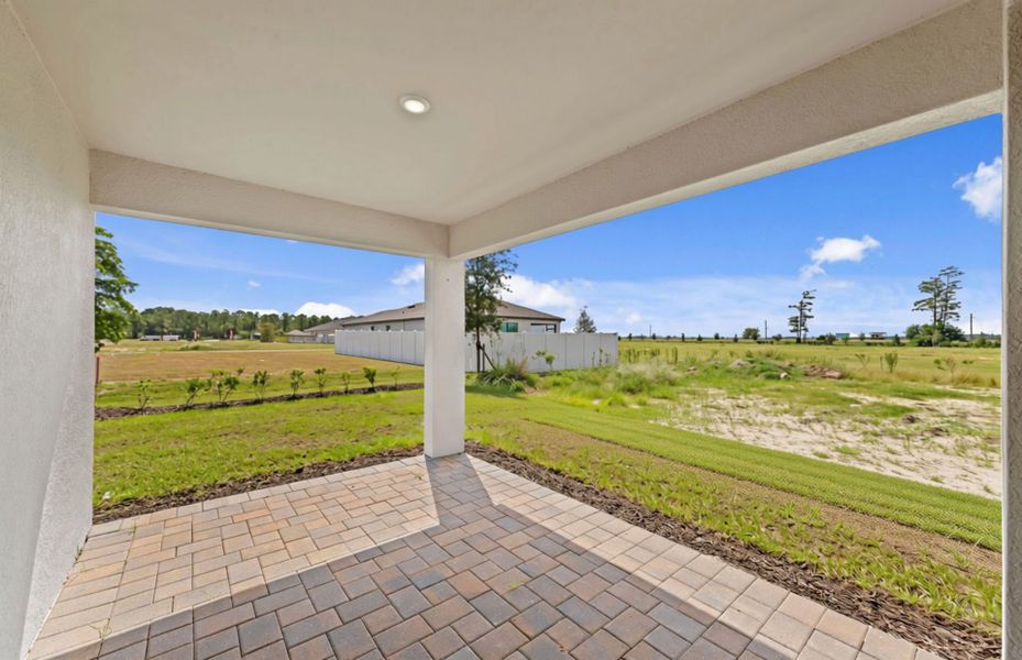 Exterior details and patio area of a home in Caloosa Cove, Labelle (Image 3). Exterior details and patio area of a home in Caloosa Cove, Labelle (Image 3).