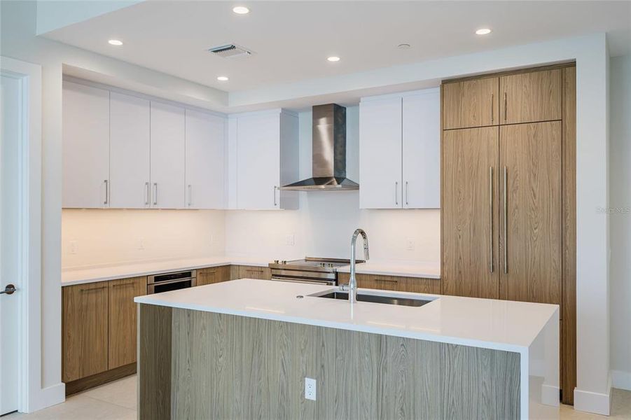 Furnished interior view inside a new home in , St. Petersburg (Image 18).