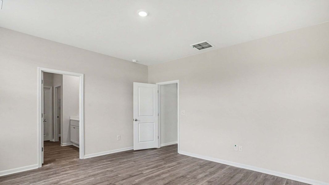 Representative unfurnished interior of a home built from the Lakeside by D.R. Horton in Eden Springs, Longs (Image 10). Representative unfurnished interior of a home built from the Lakeside by D.R. Horton in Eden Springs, Longs (Image 10).