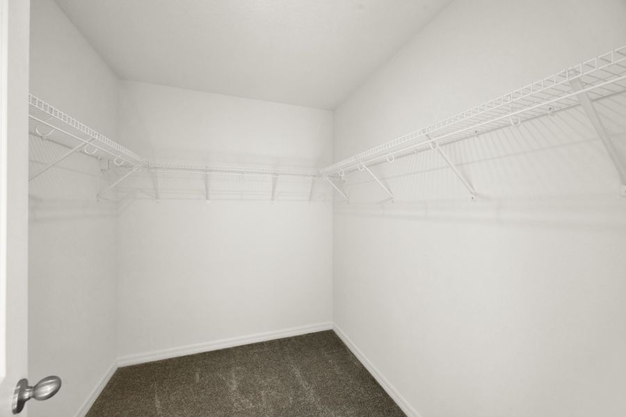Spacious, unfurnished interior of a new home in Eden Crest, Apopka (Image 22).
