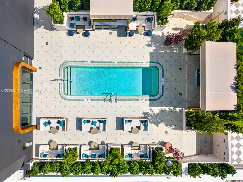 Community amenities in , Miami (Image 48).
