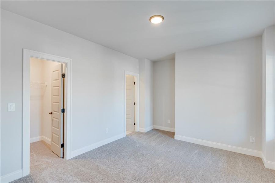 Spacious, unfurnished interior of a new home in , Dacula (Image 40).