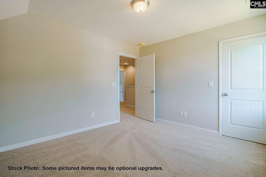 Spacious, unfurnished interior of a new home in Cottages at Roofs Pond, West Columbia (Image 28).