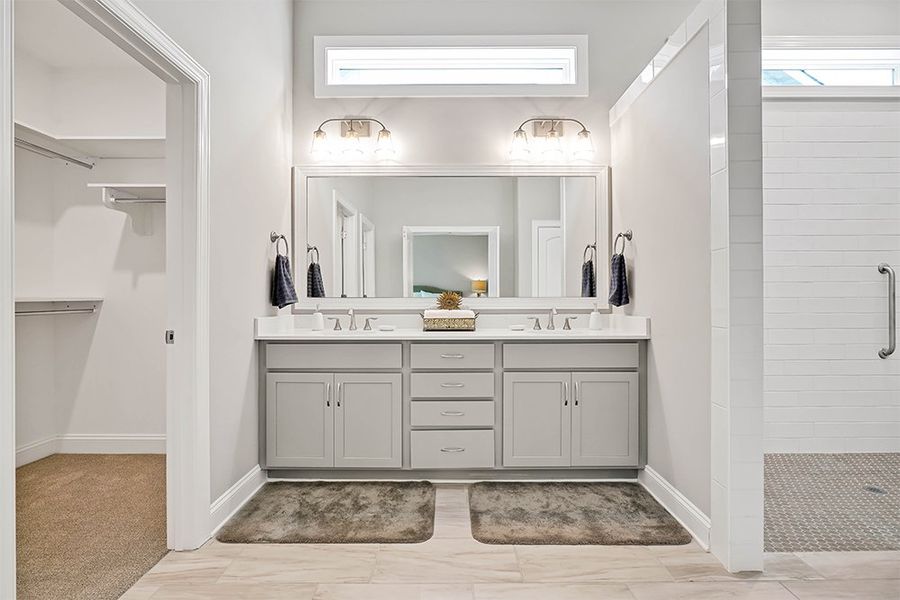 Pierre's Bay, Master Bathroom Pierre's Bay, Master Bathroom