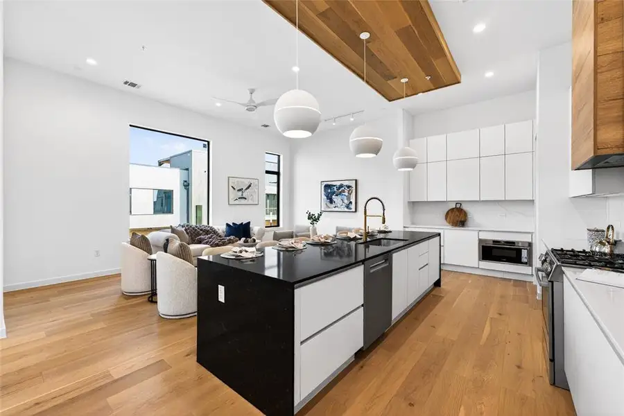 Representative Photo Only. Actual Unit May Differ Representative Photo Only. Actual Unit May Differ