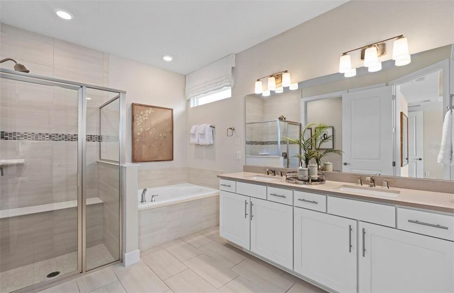 Furnished interior view inside a new home in Del Webb Sunbridge, St. Cloud (Image 10).