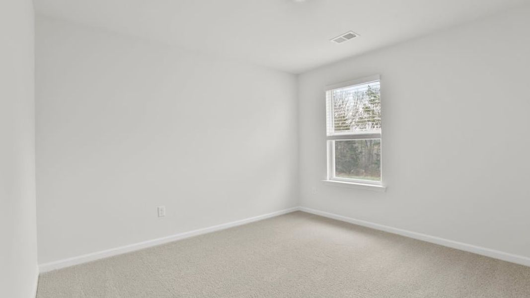 Spacious, unfurnished interior of a new home in Lakestone, Woodruff (Image 23).