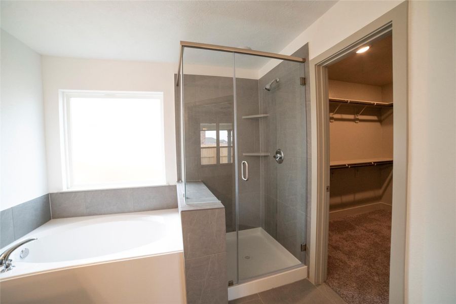 Furnished interior view inside a new home in , Brenham (Image 13).