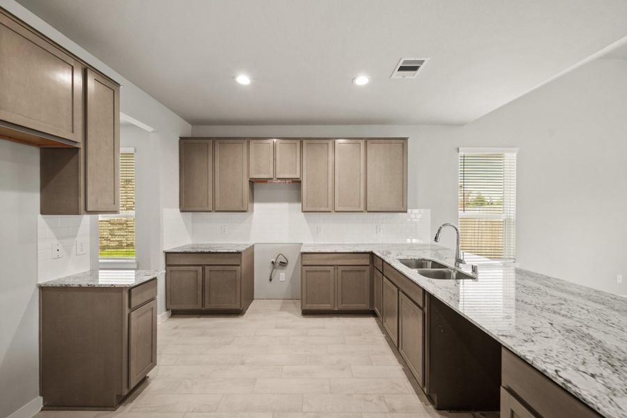 Furnished interior view inside a new home in Grand Oaks – The Cove, Houston (Image 5). Furnished interior view inside a new home in Grand Oaks – The Cove, Houston (Image 5).