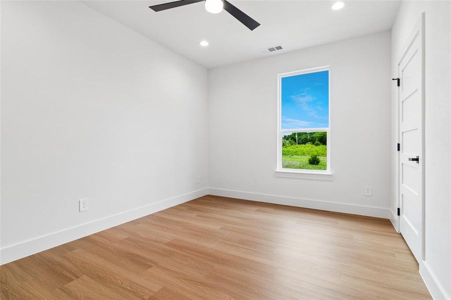 Spacious, unfurnished interior of a new home in , Glenn Heights (Image 28).