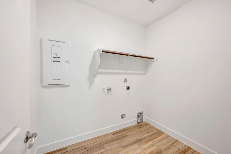 Laundry room (*Photo not of actual home and used for illustration purposes only.) Laundry room (*Photo not of actual home and used for illustration purposes only.)