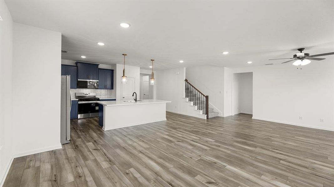 11. 1033 Bearing - Dining (2) 11. 1033 Bearing - Dining (2)