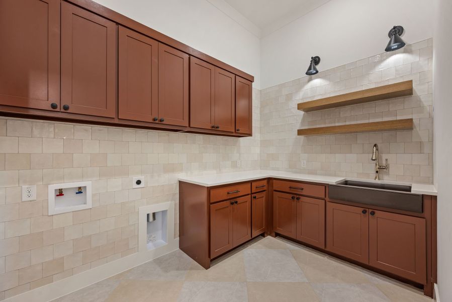 Furnished interior view inside a new home in The Resort on Eagle Mt. Lake, Fort Worth (Image 16).