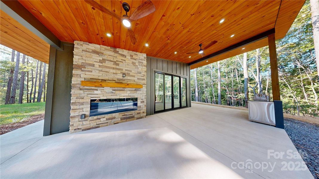 Image 31 of a home in .