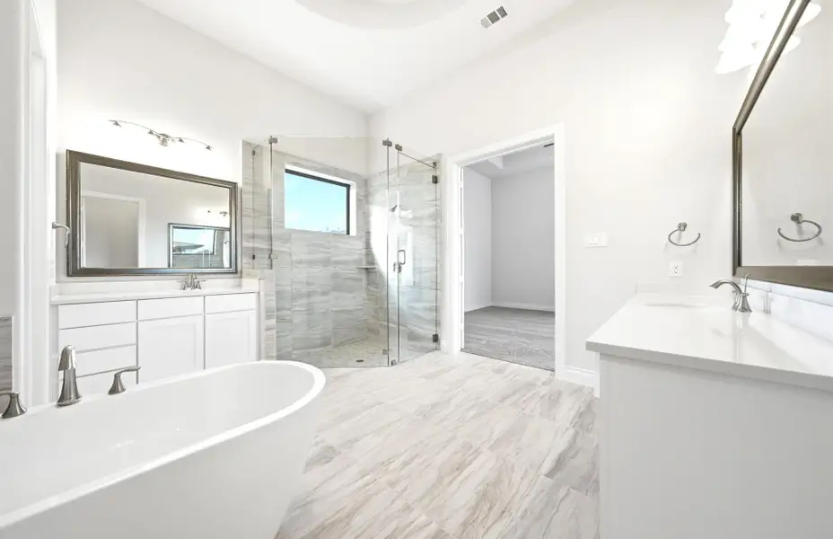 Furnished interior view inside a new home in Artavia 70′, Conroe (Image 10). Furnished interior view inside a new home in Artavia 70′, Conroe (Image 10).