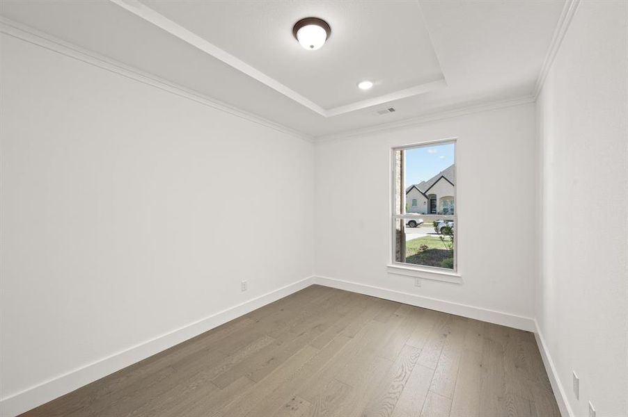 Spacious, unfurnished interior of a new home in Shady Valley Estates, Midlothian (Image 25).