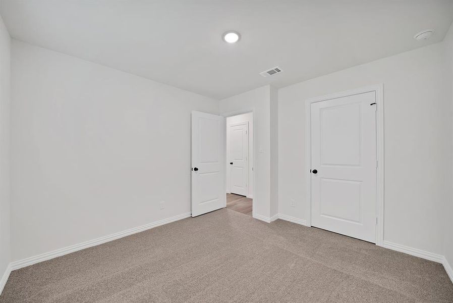 Spacious, unfurnished interior of a new home in , Poolville (Image 25).