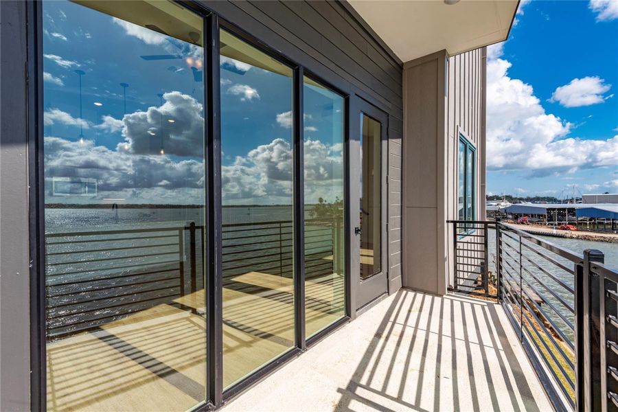 This could be the best view in Clear Lake