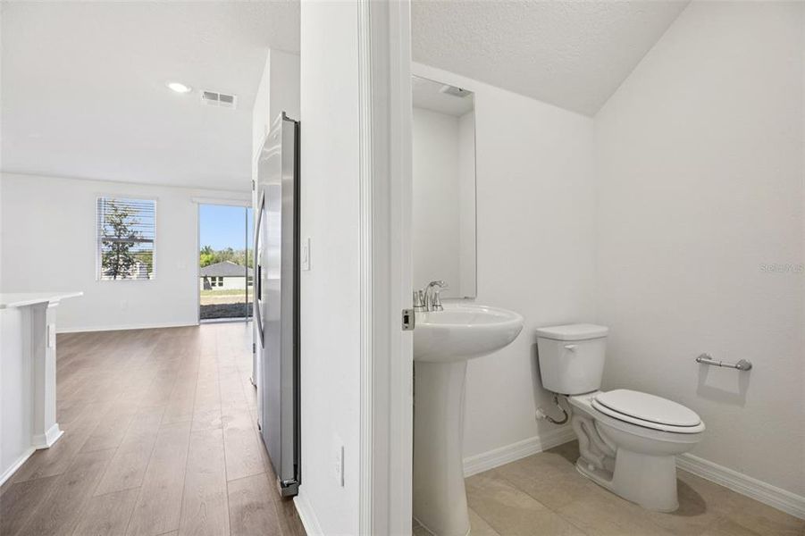 Furnished interior view inside a new home in , Lady Lake (Image 14).