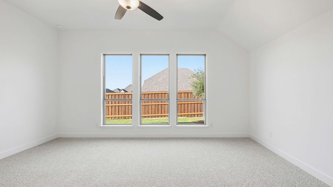 Spacious, unfurnished interior of a new home in Hillstead, Lavon (Image 20).