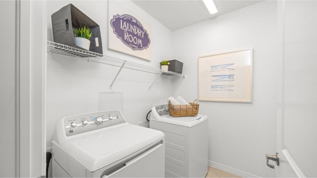 6101 Hibiscus Laundry