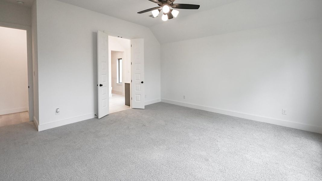 Spacious, unfurnished interior of a new home in 6 Creeks, Kyle (Image 14). Spacious, unfurnished interior of a new home in 6 Creeks, Kyle (Image 14).