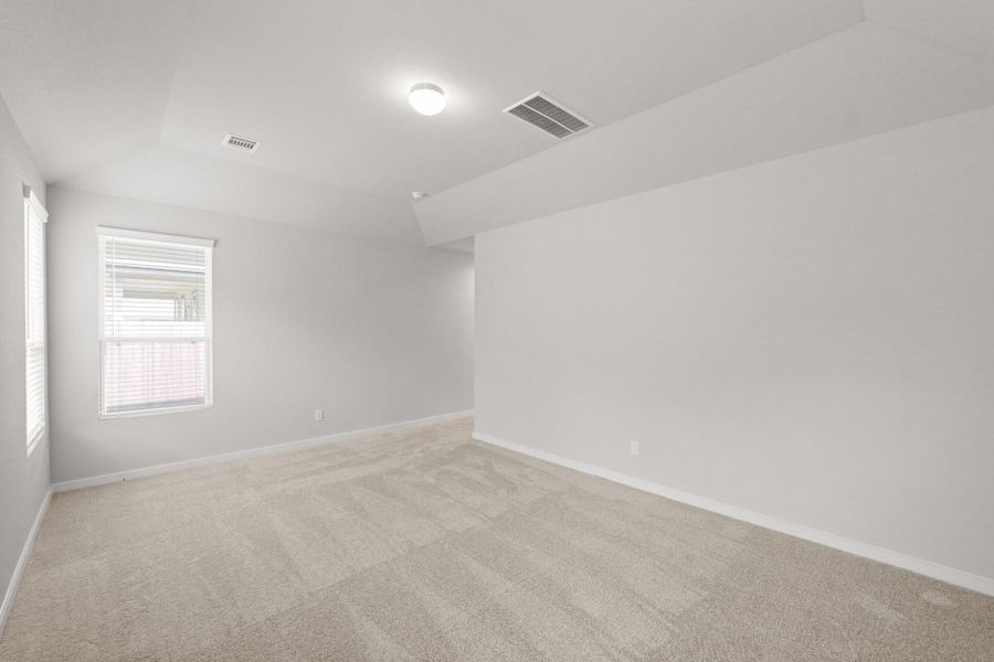 Spacious, unfurnished interior of a new home in Cypresswood Landing, Humble (Image 30).