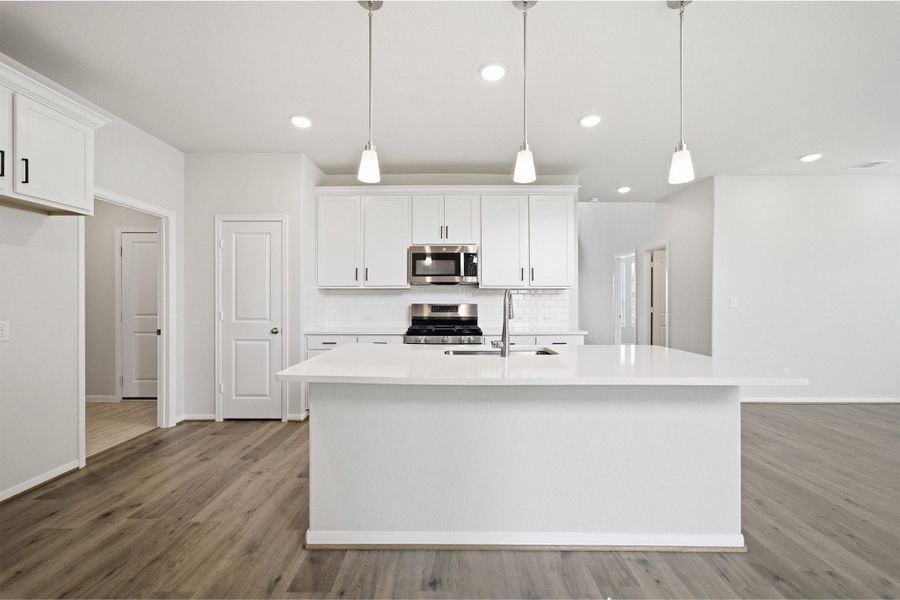 Furnished interior view inside a new home in Ashland, Texas City (Image 16).