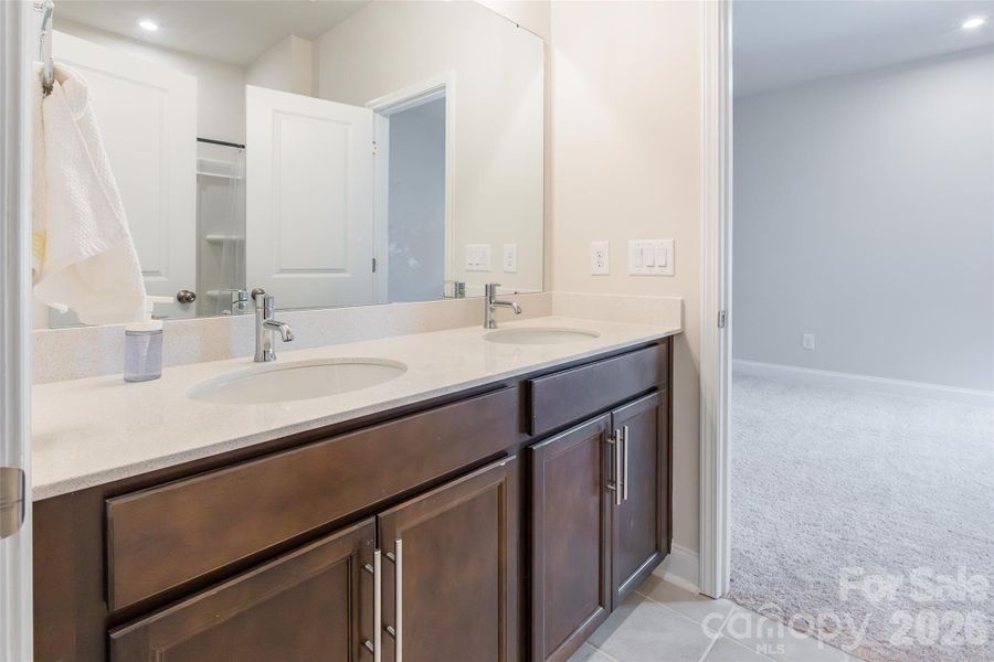 Furnished interior view inside a new home in Eckley, Mooresville (Image 7).
