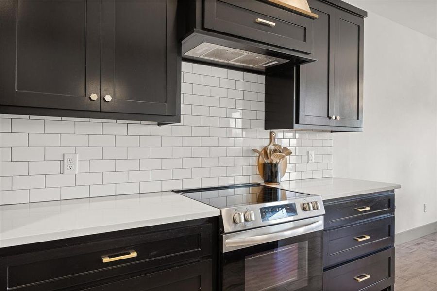 Close-up of interior finishes inside a home in , Tolar (Image 20). Close-up of interior finishes inside a home in , Tolar (Image 20).