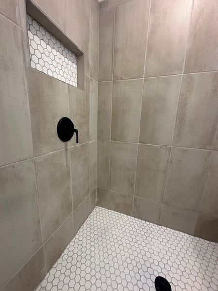 Furnished interior view inside a new home in Sagebrook, Newnan (Image 9).