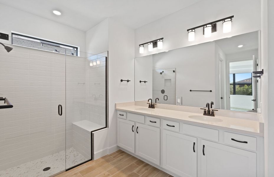 Furnished interior view inside a new home in Terreno, Naples (Image 9).