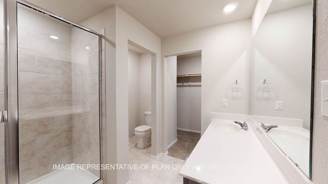 Representative furnished interior of a home built from the Elgin by D.R. Horton in Reynolds Crossing, Killeen (Image 18).
