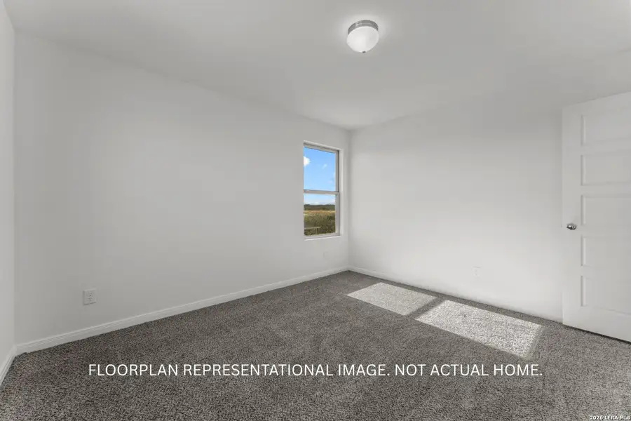 Spacious, unfurnished interior of a new home in Greenspoint Heights, Seguin (Image 16).