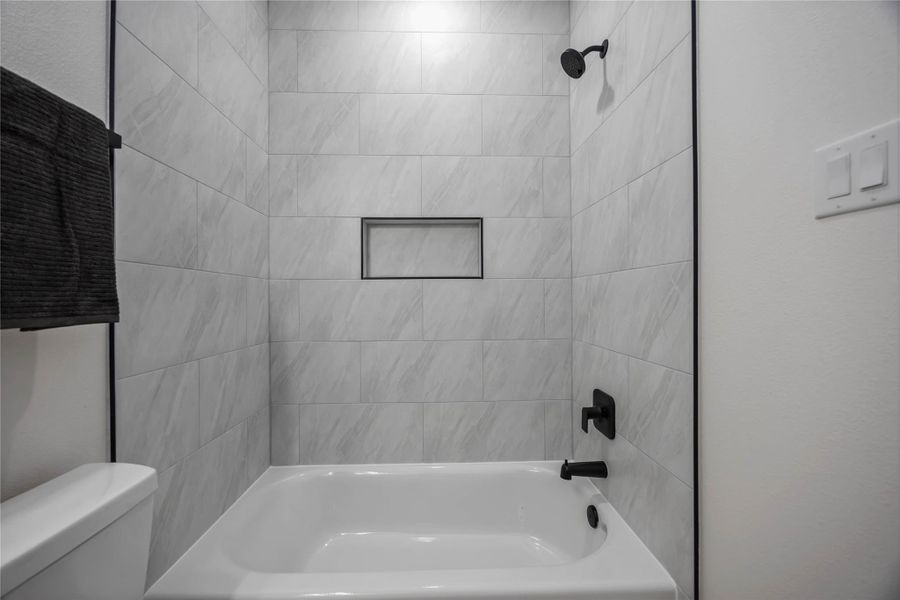 IMAGE NOT OF PROPERTY. PROPERTY WILL LOOK SIMILAR IMAGE NOT OF PROPERTY. PROPERTY WILL LOOK SIMILAR