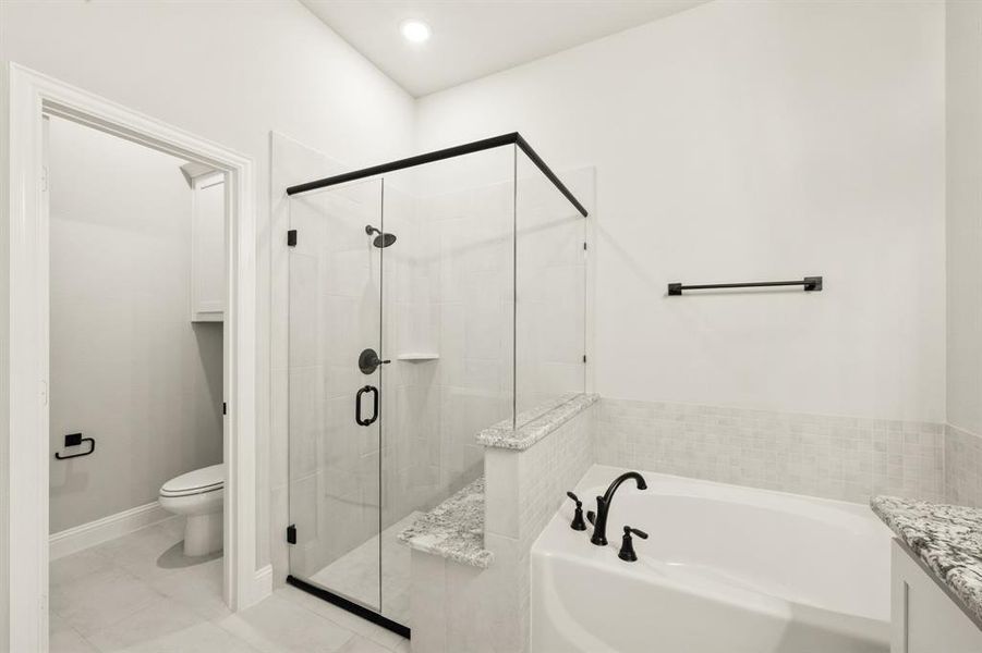 Furnished interior view inside a new home in The Retreat at North Grove 60, Waxahachie (Image 7).